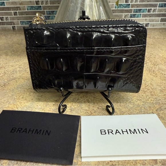 NWT Brahmin Anita classic Black wallet - Picture 2 of 3